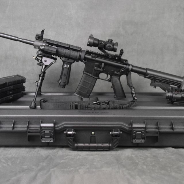 Armalite AR-15 (Flat Top) Tactical Package