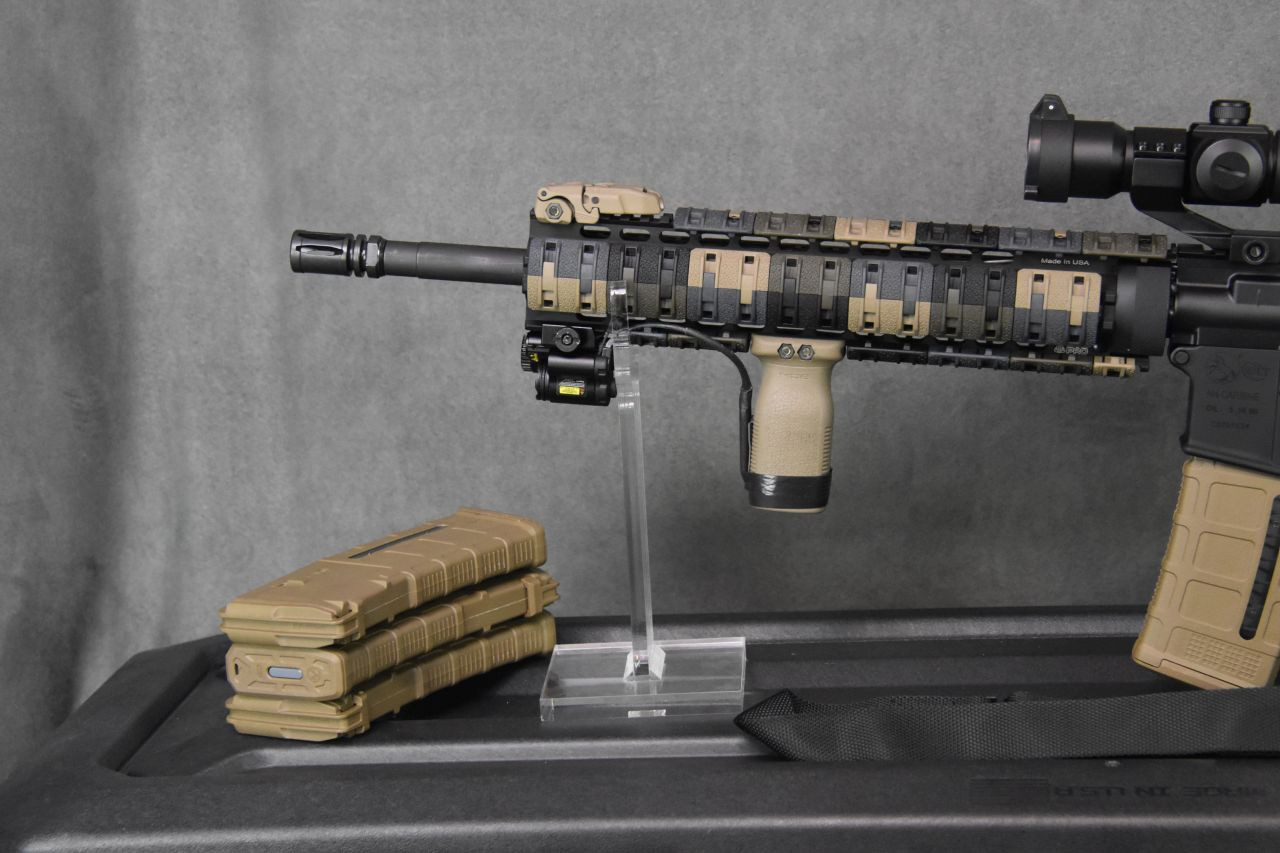 Colt 6920 - Magpul Camo - Image 3