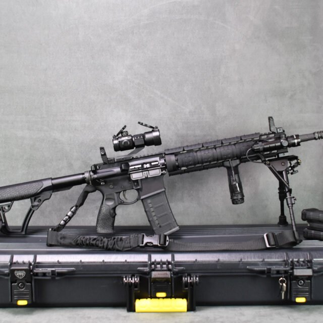 Colt 6920 LE OEM2 Free Float Rail with Daniel Defense Furniture